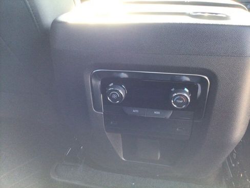 New 2026 Chevrolet Tahoe LS image 20