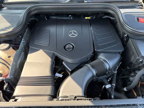 Certified 2025 Mercedes-Benz GLE 350 4MATIC image 17
