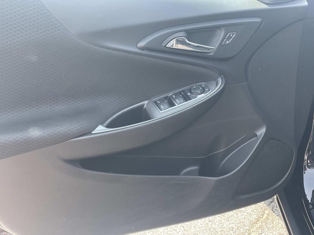 Used 2023 Chevrolet Malibu LT FWD image 14
