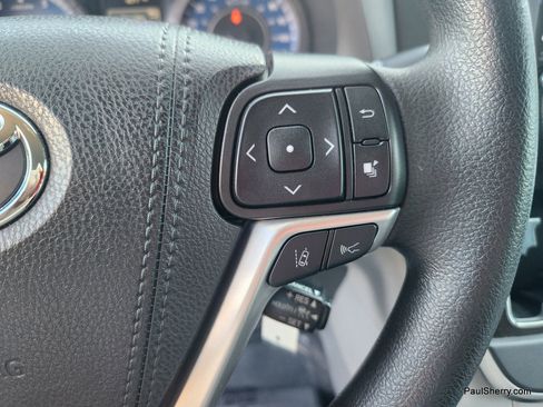 Used 2020 Toyota Sienna LE FWD image 41