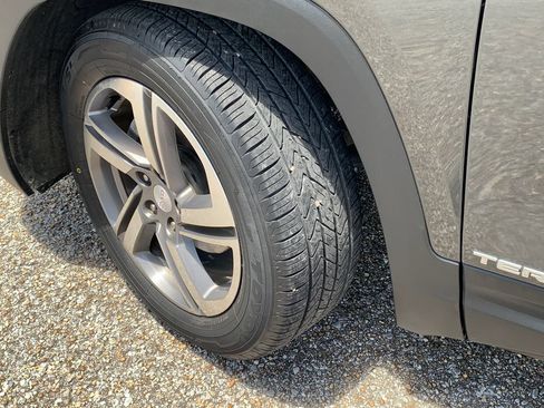 Used 2019 GMC Terrain SLT w/ Preferred Package FWD image 7
