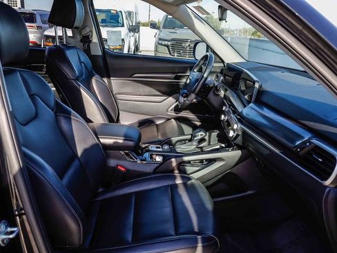 Used 2025 Kia Telluride S AWD/4WD image 21