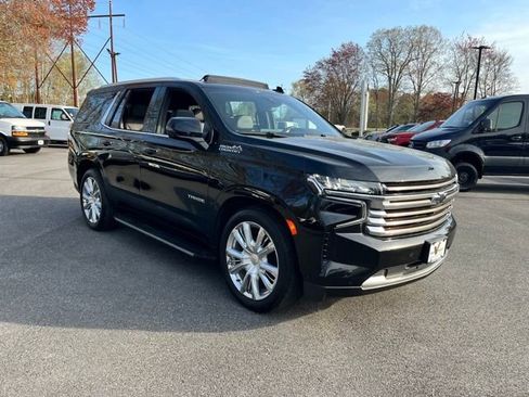 Used 2023 Chevrolet Tahoe High Country w/ Advanced Technology Package AWD/4WD image 4