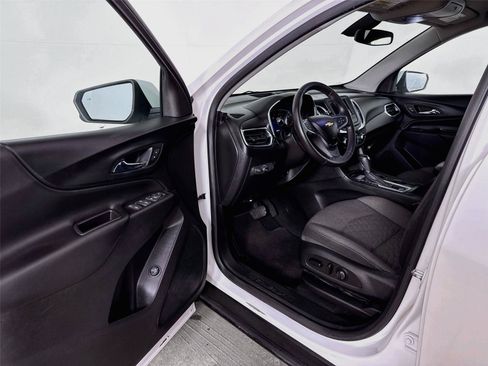 Used 2019 Chevrolet Equinox LT AWD/4WD image 3