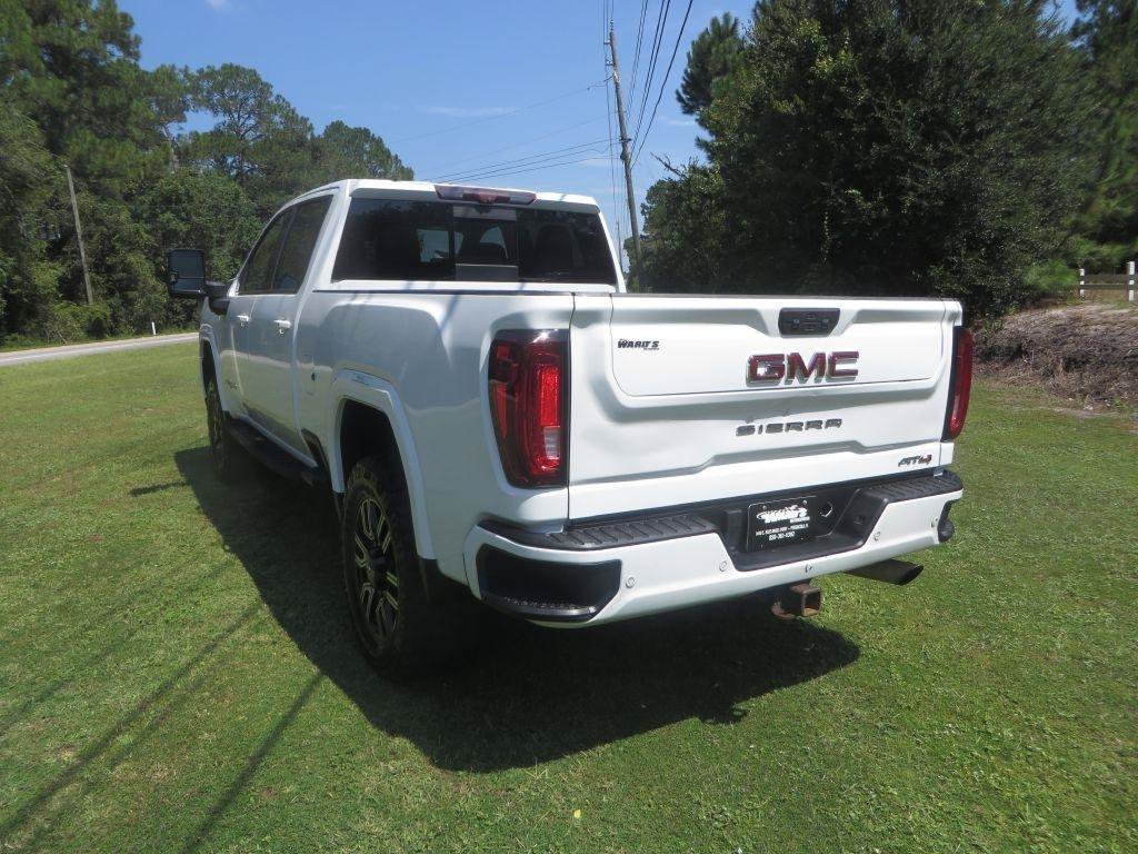 Used 2022 GMC Sierra 2500 AT4 w/ AT4 Premium Plus Package AWD/4WD image 8