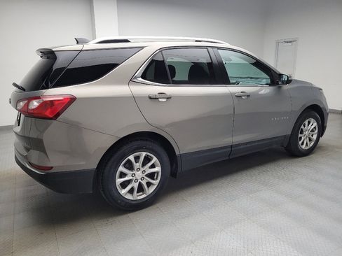 Used 2018 Chevrolet Equinox LT w/ Sun & Infotainment Package FWD image 10