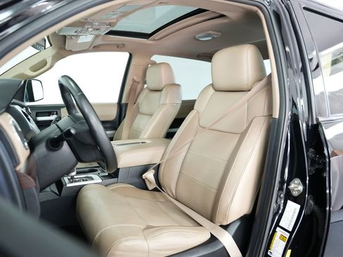 Used 2020 Toyota Tundra Limited w/ TRD Off-Road Package AWD/4WD image 30