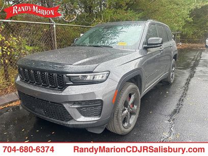 Used 2023 Jeep Grand Cherokee Altitude