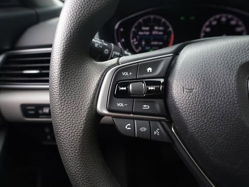 Used 2020 Honda Accord EX image 26