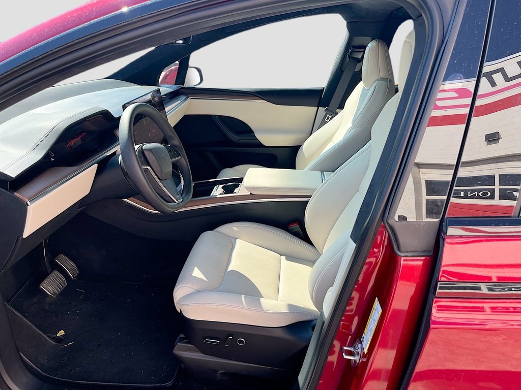 Used 2023 Tesla Model X AWD/4WD image 21