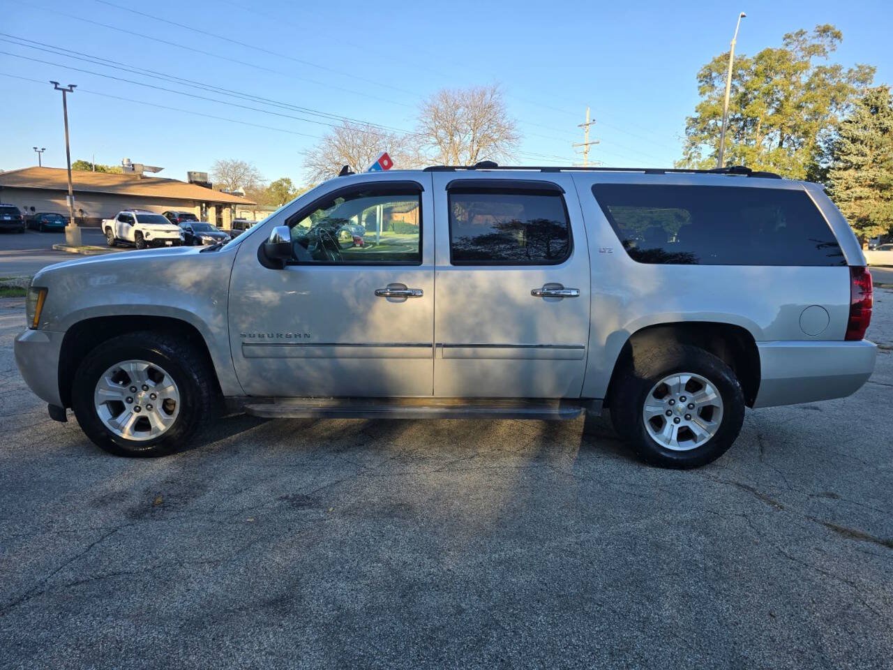 Used 2010 Chevrolet Suburban LTZ AWD/4WD image 5