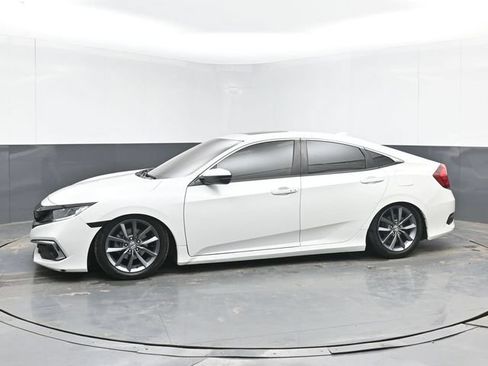 Used 2019 Honda Civic EX image 6