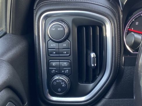 Used 2020 Chevrolet Silverado 1500 LT Trail Boss image 22
