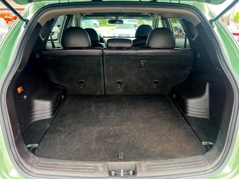 Used 2010 Hyundai Tucson Limited w/ Premium Pkg 4 image 12