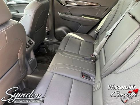 Used 2023 Buick Envision Essence AWD/4WD image 16