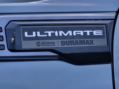 New 2026 GMC Sierra 2500 Denali Ultimate w/ Max Trailering Package image 3