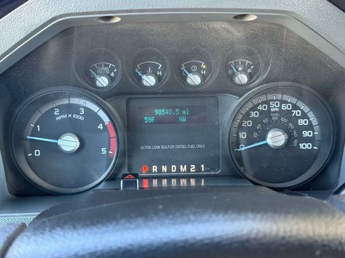 Used 2015 Ford F550 4x4 Crew Cab Super Duty image 15
