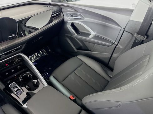 New 2025 Audi Q5 Premium Plus image 24