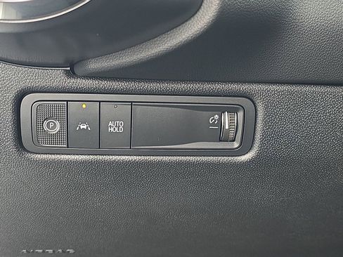 New 2026 Chevrolet Equinox EV LT image 24