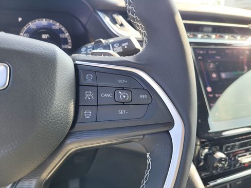 New 2025 Jeep Grand Cherokee L Altitude image 20