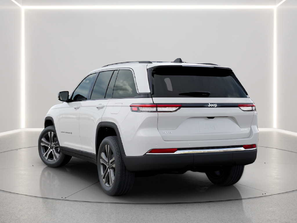 New 2027 Jeep Grand Cherokee Limited AWD/4WD image 3