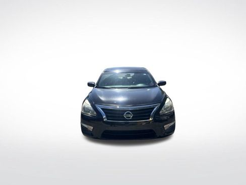 Used 2013 Nissan Altima 2.5 S FWD image 3