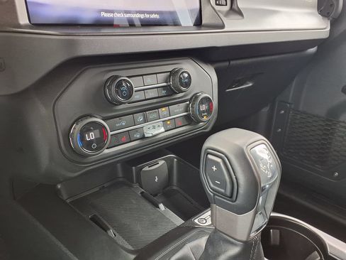 Used 2025 Ford Bronco Big Bend AWD/4WD image 29