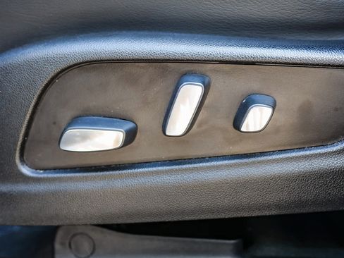 Used 2020 Cadillac XT6 Premium Luxury image 21