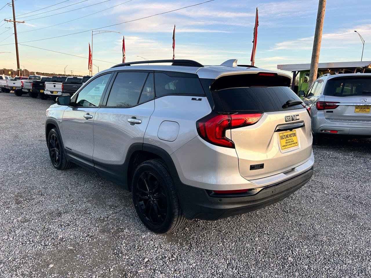 Used 2020 GMC Terrain SLE w/ Driver Convenience Package AWD/4WD image 19