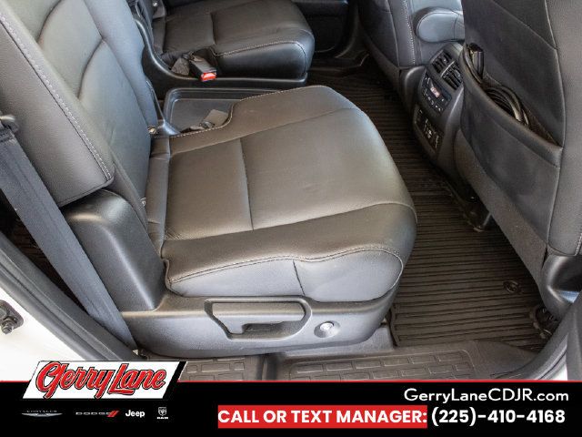 Used 2021 Honda Pilot Touring image 16