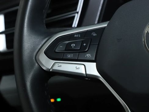 Certified 2024 Volkswagen Atlas Peak Edition SE AWD/4WD image 25