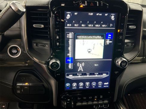 Used 2020 RAM 2500 Limited image 13