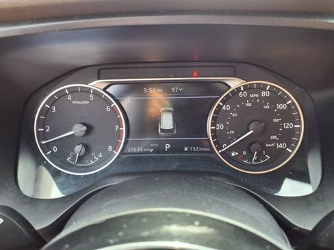 Used 2023 Nissan Rogue SV AWD/4WD image 14