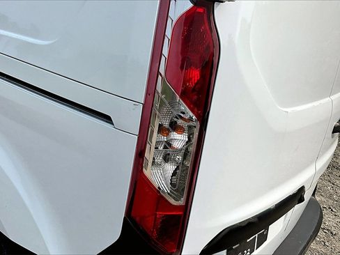 Used 2021 Ford Transit Connect XL image 28