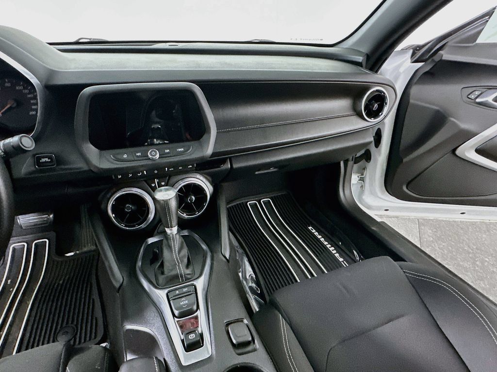 Used 2019 Chevrolet Camaro SS RWD image 20