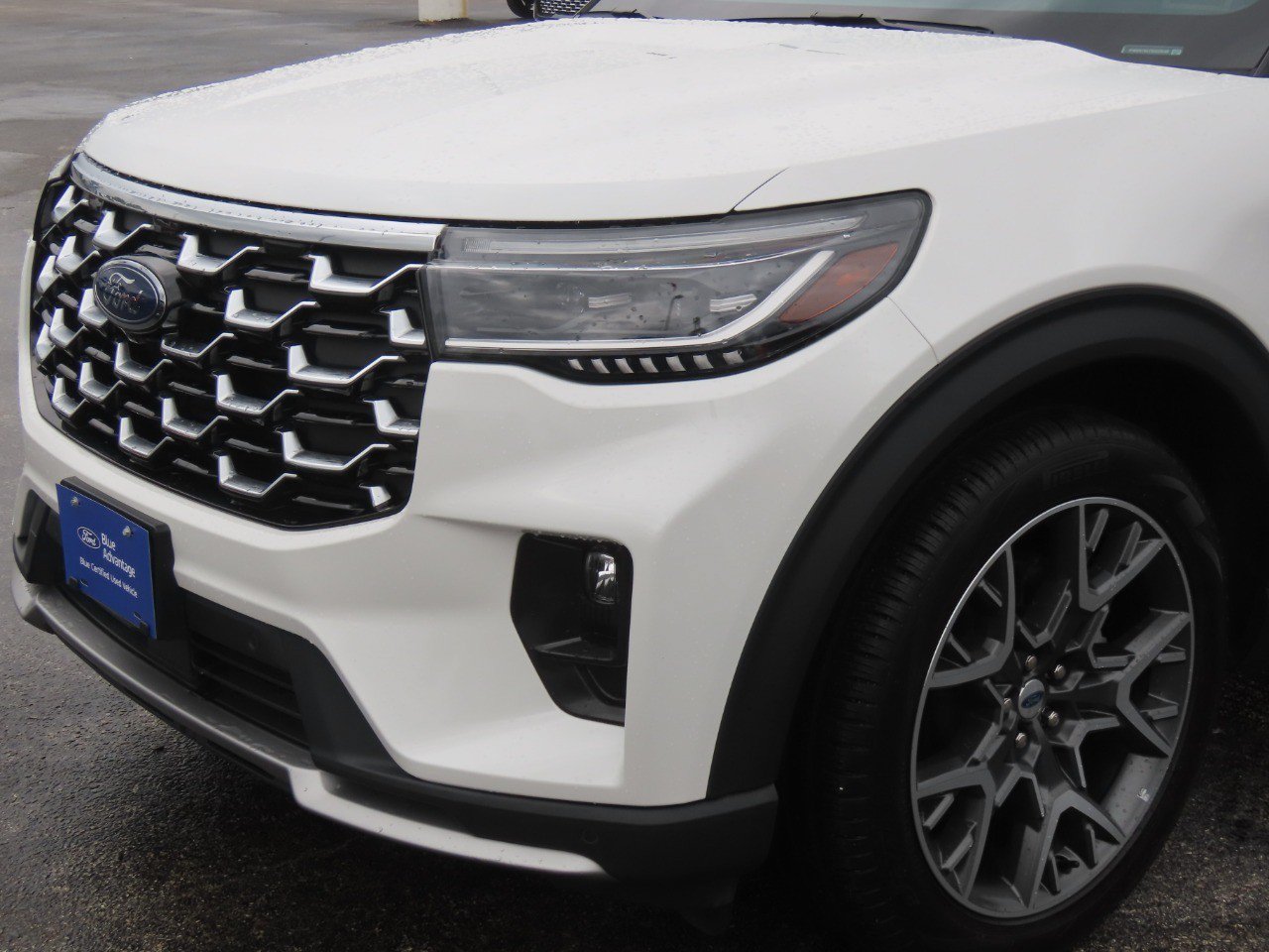 Certified 2025 Ford Explorer Platinum w/ Ultimate Package RWD image 3