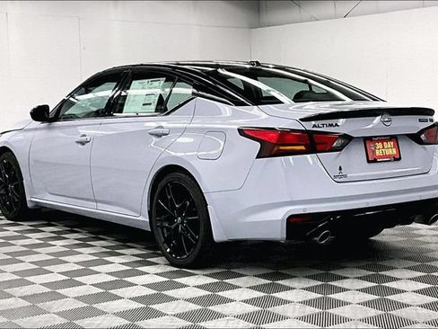 New 2026 Nissan Altima 2.5 SR FWD image 4