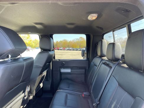 Used 2015 Ford F250 Lariat w/ Chrome Package image 22