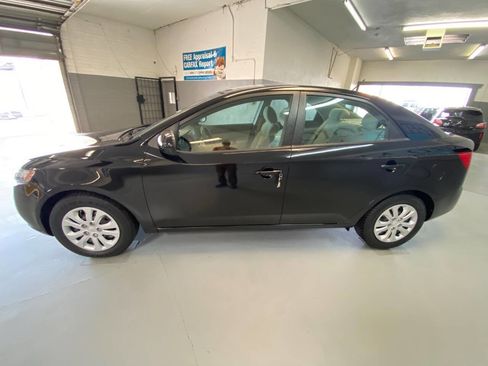 Used 2012 Kia Forte LX image 21