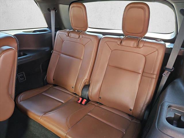 Used 2022 Lincoln Aviator Reserve w/ Equipment Group 201A AWD/4WD image 26
