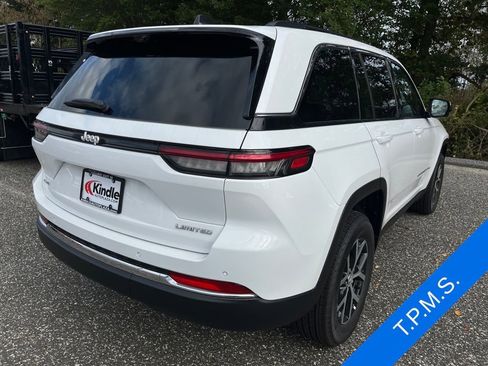 New 2025 Jeep Grand Cherokee Limited w/ Luxury Tech Group II image 29
