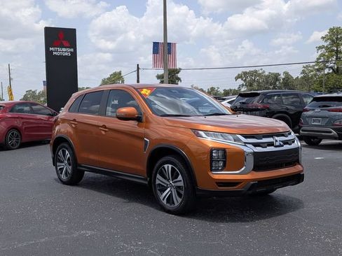 Used 2022 Mitsubishi Outlander Sport SE FWD image 1