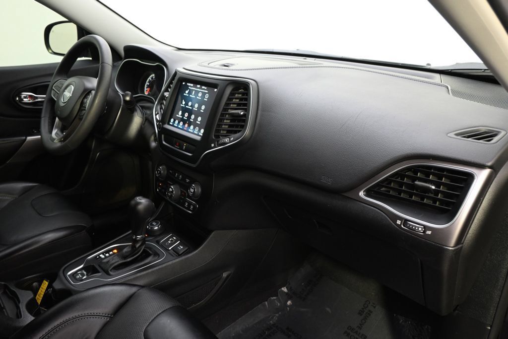 Used 2022 Jeep Cherokee Latitude Lux AWD/4WD image 15