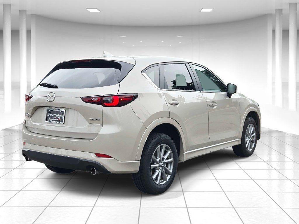 Used 2025 MAZDA CX-5 AWD 2.5 S w/ Preferred Package image 3