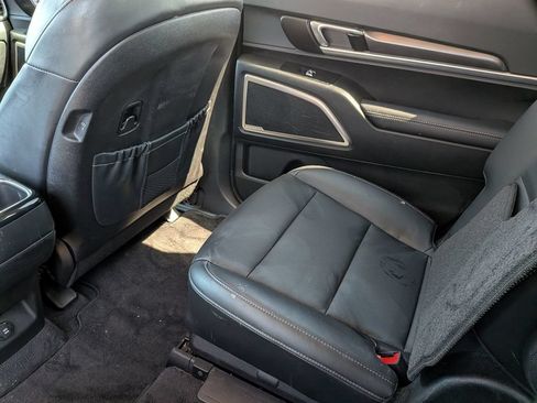 Used 2023 Kia Telluride S FWD image 34