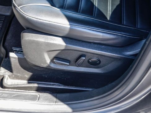 Used 2023 Ford Edge SEL w/ Convenience Package image 20