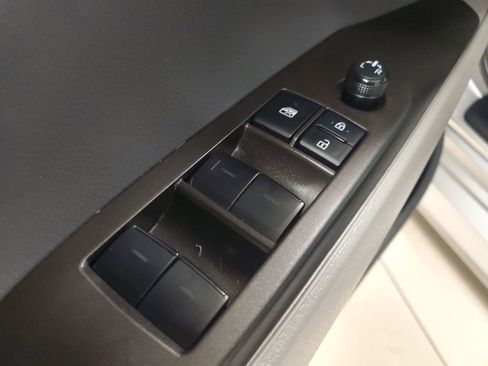 Used 2023 Toyota Camry LE image 18