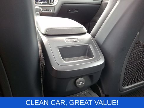 Used 2021 Volvo S60 T6 Momentum w/ Protection Package Premier AWD/4WD image 12