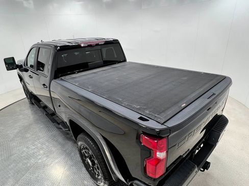 Used 2021 Chevrolet Silverado 2500 LTZ w/ LTZ Plus Package AWD/4WD image 30