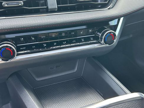 New 2026 Chevrolet Equinox RS AWD/4WD image 26